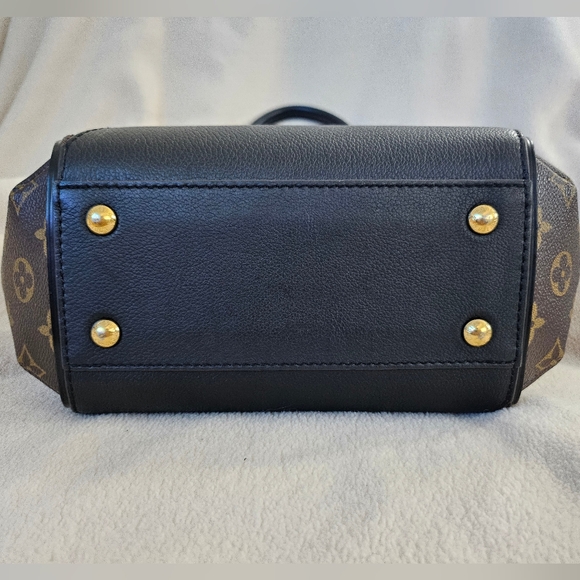 Louis Vuitton Noir Kimono Tote Bag - Picture 11 of 15